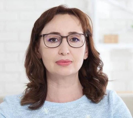 <em>Claudia S.</em>